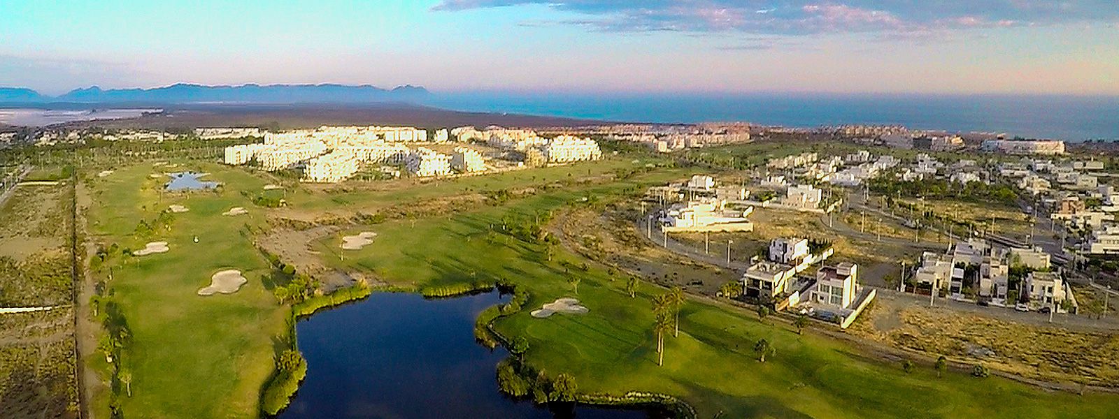 . Almería Gestión Inmobiliaria S.L. en El Toyo